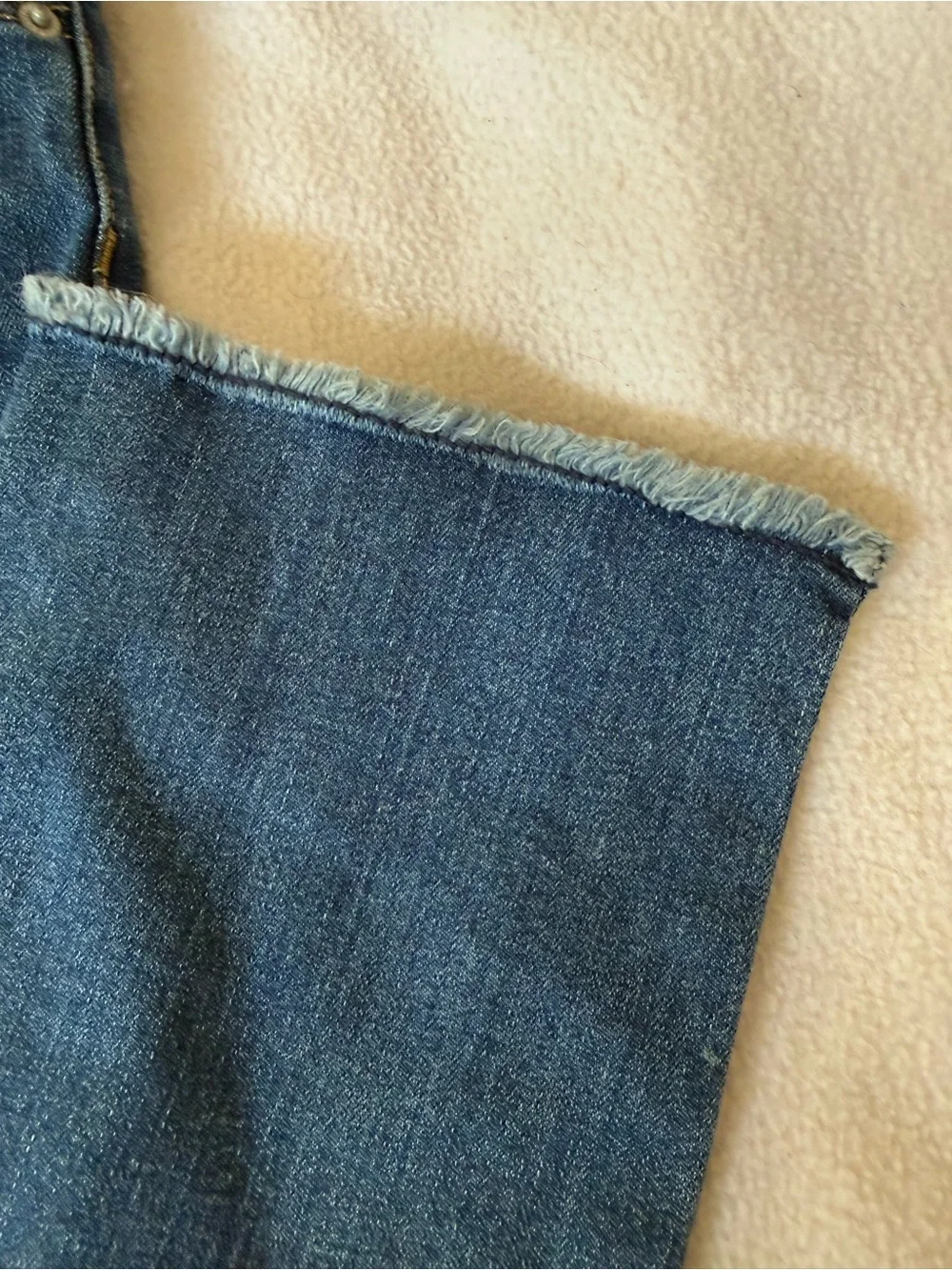 NWT- Girls Slim Jean cute raw hem size 12